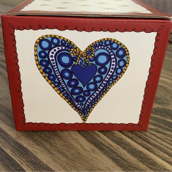 Brighton Set of 2 Large Tea Coffee Cups Festive VIP Gift LOVE New in Box - Picture 7 of 10